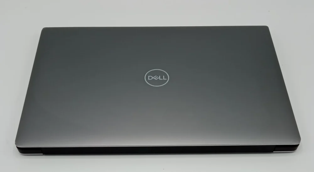 Used Dell Precision 5540 15-inch Core i7 9th Gen 512GB SSD 32GB RAM Touchscreen Quadro T1000 (4GB)
