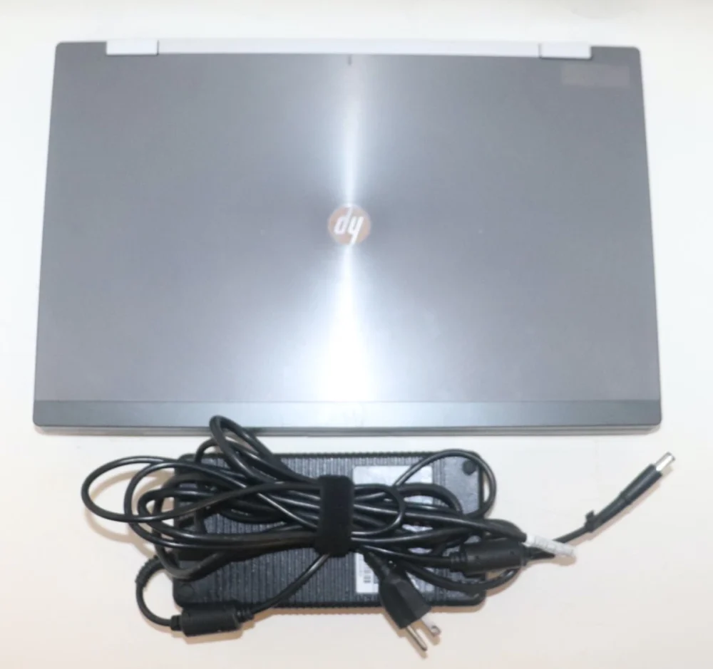 Used HP EliteBook 8760w 15- INCHES SCREEN DISPLAY-256 SSD-16GB RAM-CORE i7-2ND GEN