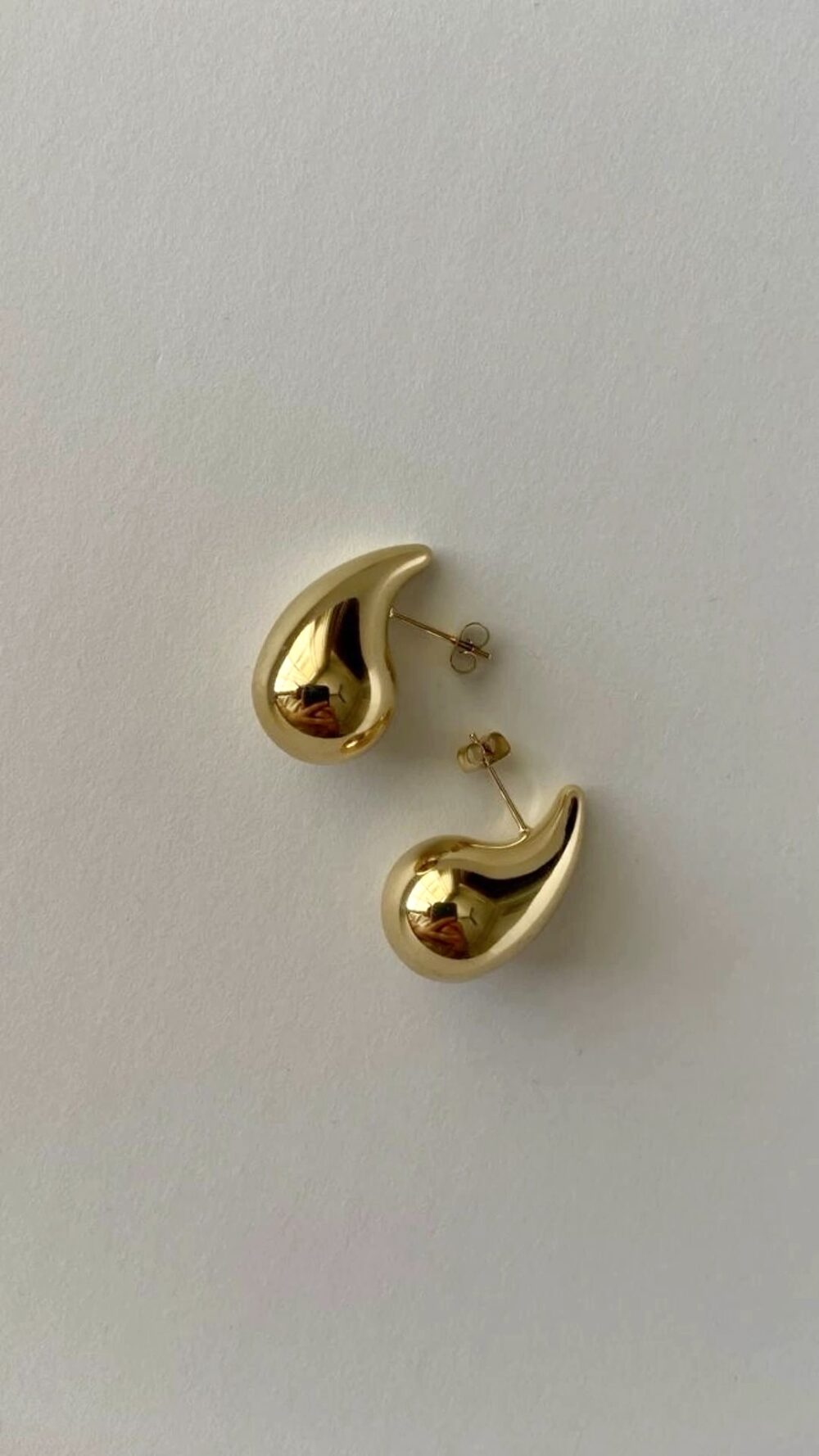 Tear Drop Gold Earrings – Elegant Women’s Jewelry for Everyday & Special Occasions - Image 3