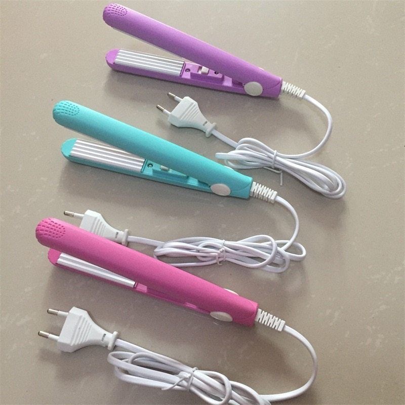 Mini Hair Stretcher – Portable Straightener for Smooth & Shiny Hair (Random Colour)