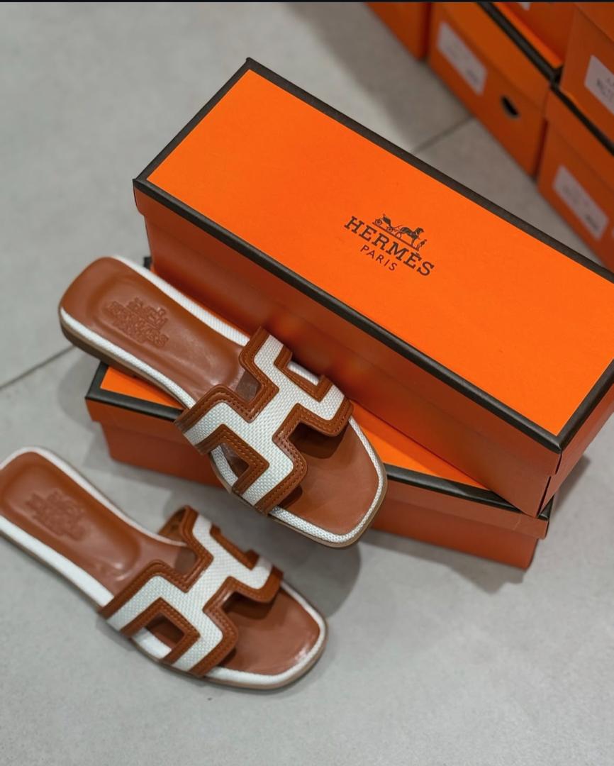 Hermes Slides – Luxury Designer Slip-On for Women