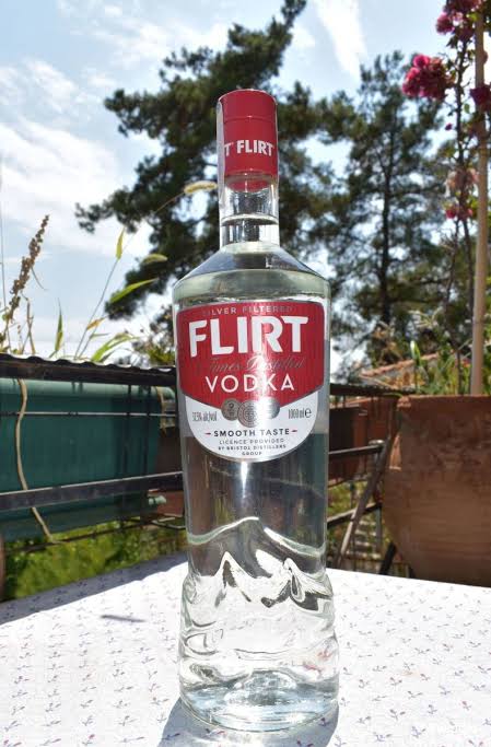 Carton of Flirt Plain Vodka - Image 2