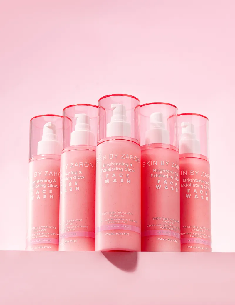 Zaron Brightening & Exfoliating Glow Face Wash – 200ml